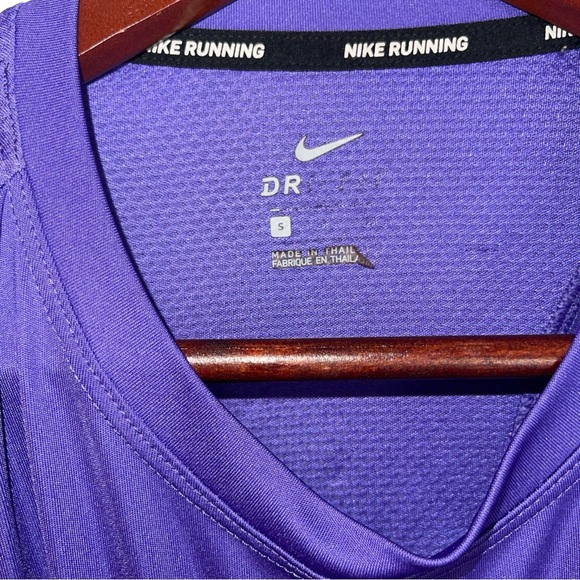 Women’s Purple Nike Dri-Fit Core City Running Tank Top Size Medium - Picture 4 of 6
